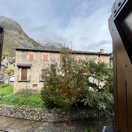 B32 - El Refugio De - Villmor Benasque