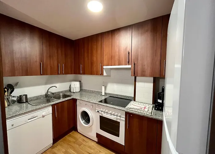 B32 - El Refugio De - Villmor * Benasque